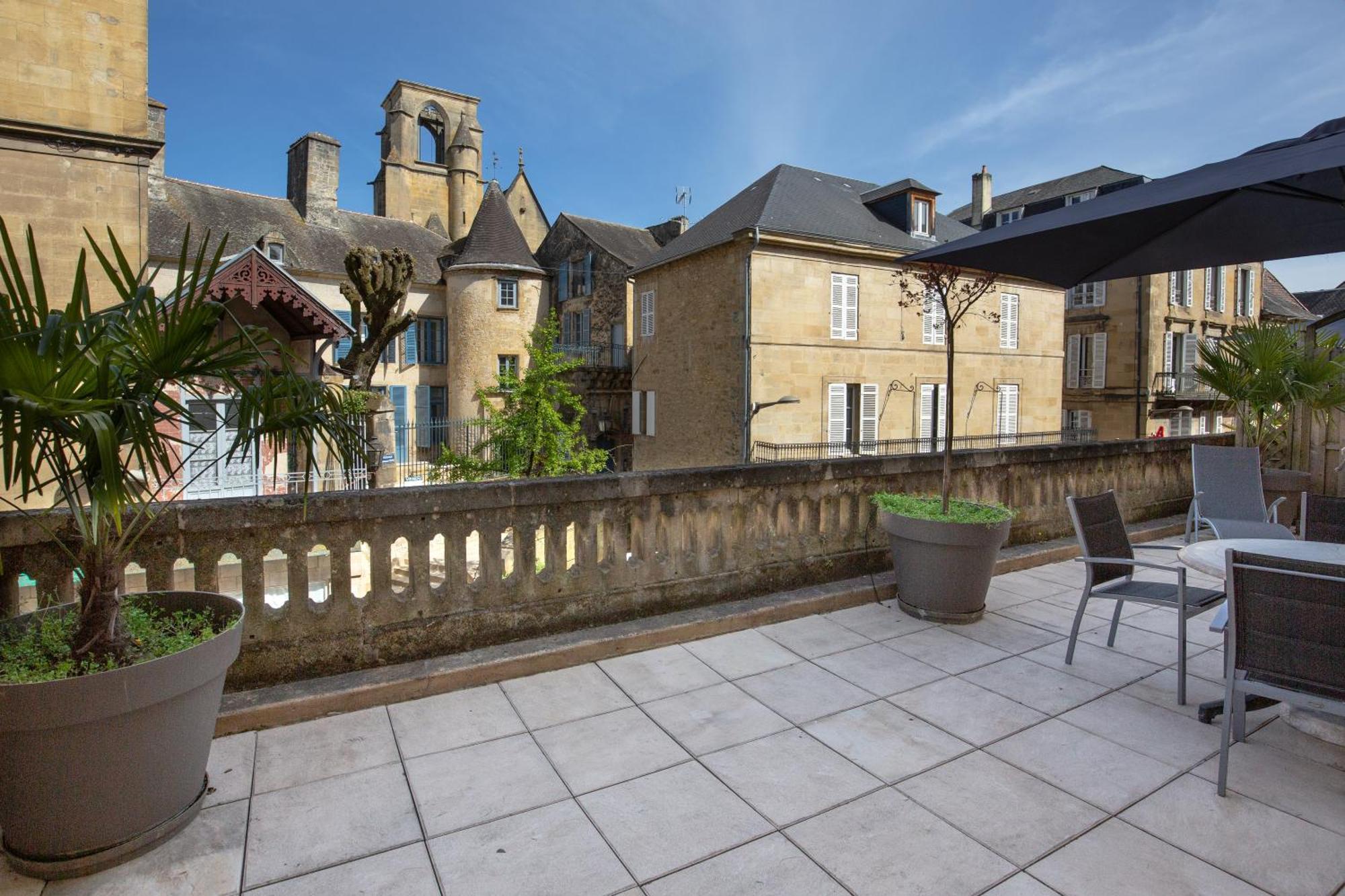 La Villa Des Consuls - Gite De Tourisme De Charme Sarlat-la-Canéda Zewnętrze zdjęcie