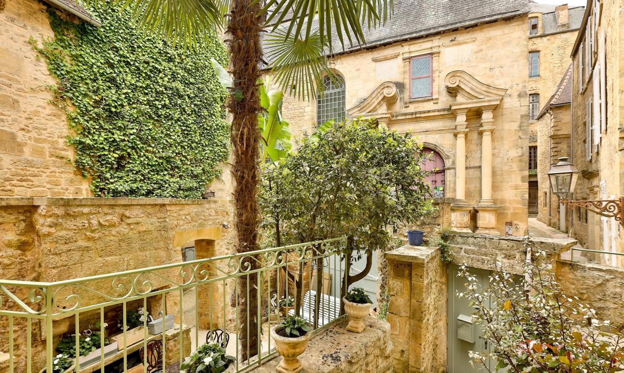 La Villa Des Consuls - Gite De Tourisme De Charme Sarlat-la-Canéda Zewnętrze zdjęcie